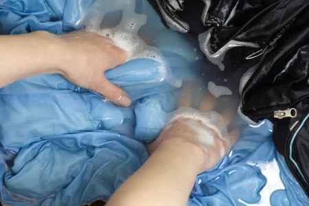 Schlafsack waschen und reinigen